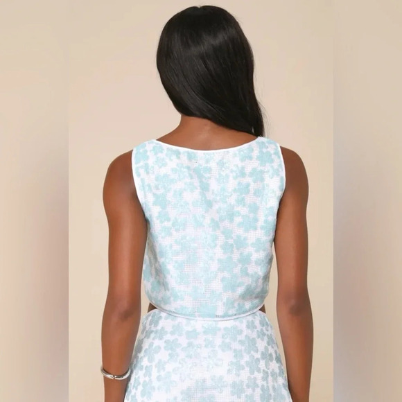 Lulus White and Blue Sequin Floral Cropped Tank Top - Picture 3 of 7